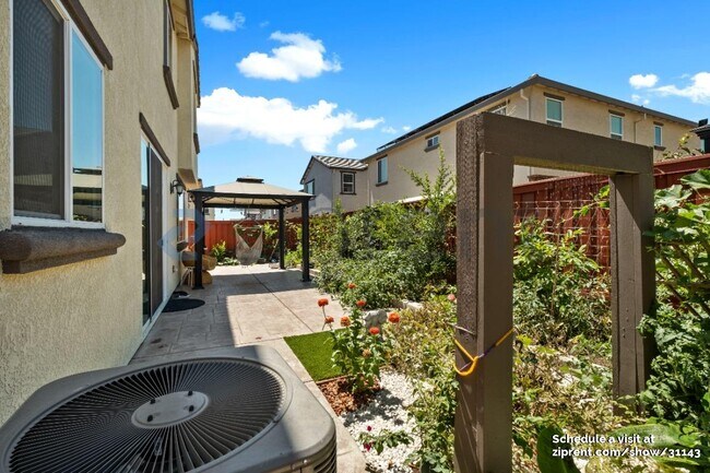 Building Photo - 15833 Beckford Ct