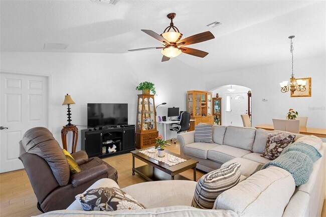 Building Photo - 15581 SW 11th Terrace Rd