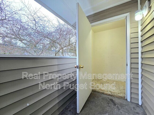 Building Photo - 4505 100th St NE