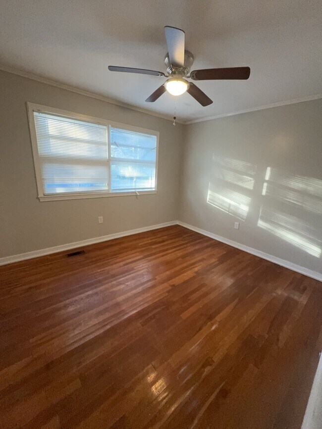 Building Photo - 5855 Canton Park Dr