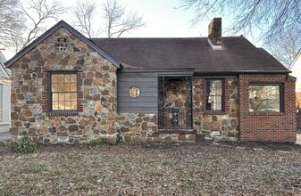 Building Photo - 2247 Vollintine Ave