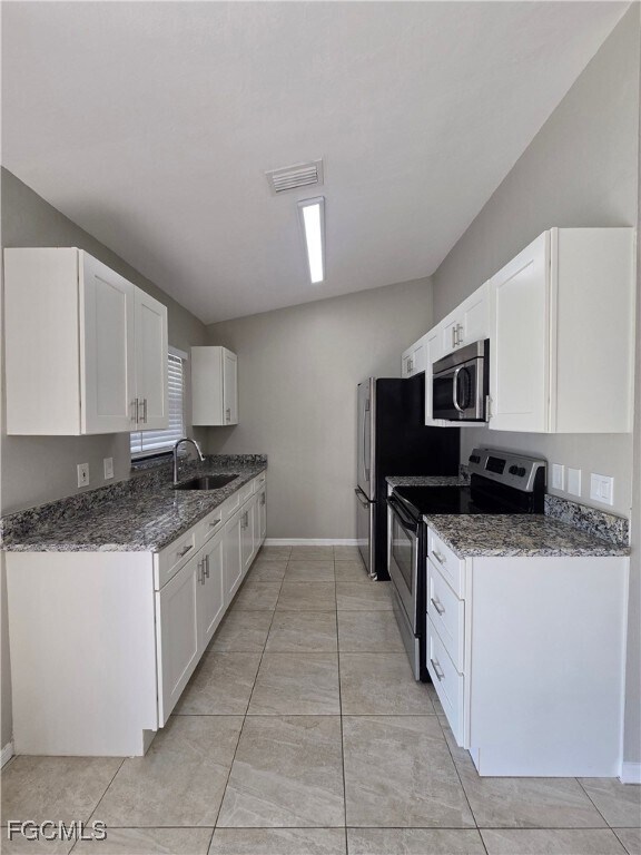 Building Photo - 4815 Triton Ct E