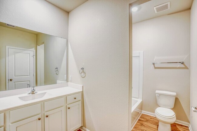 Building Photo - 8211 Burnt Orchid Dr