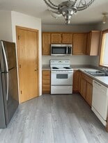 Building Photo - 312 Tanager Path