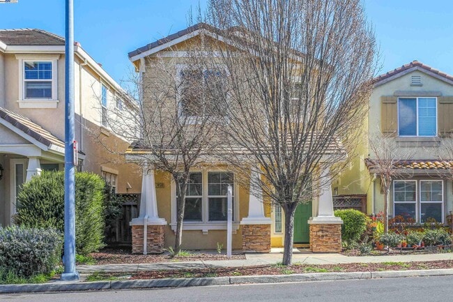 Building Photo - 7459 Starward Dr