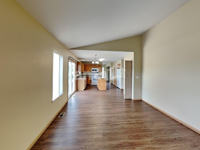 Building Photo - 4133 Hoffman St