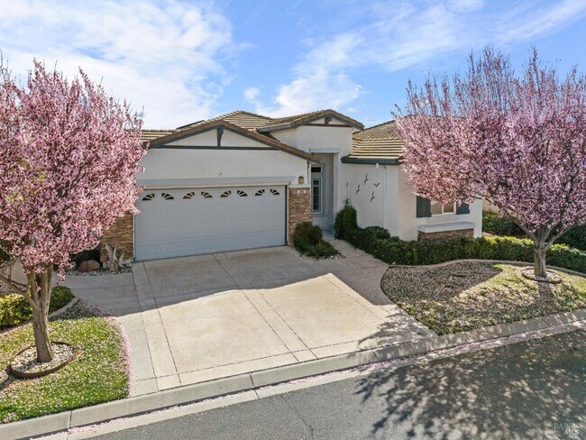 Building Photo - 369 Pebble Beach Dr