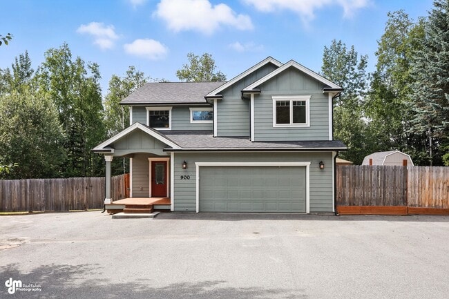 Building Photo - 4 Bedroom | 2.5 Bathroom | Garage - Conven...