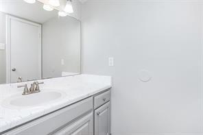Building Photo - 3005 Mill Creek Way