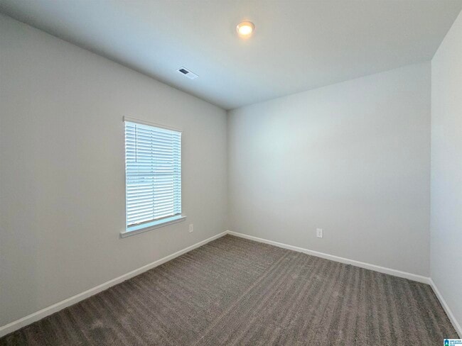 Building Photo - 14707 Mountain Strm Dr