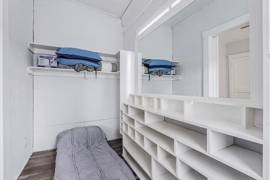 Building Photo - 67 Curtis Rd