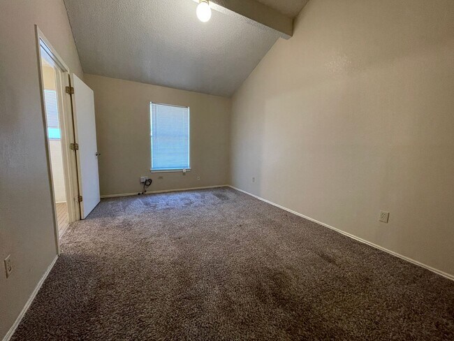 Building Photo - 3-Bedroom, 2-Bath Rental Home – South San Antonio