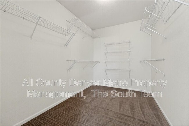 Building Photo - 4425 Iran St