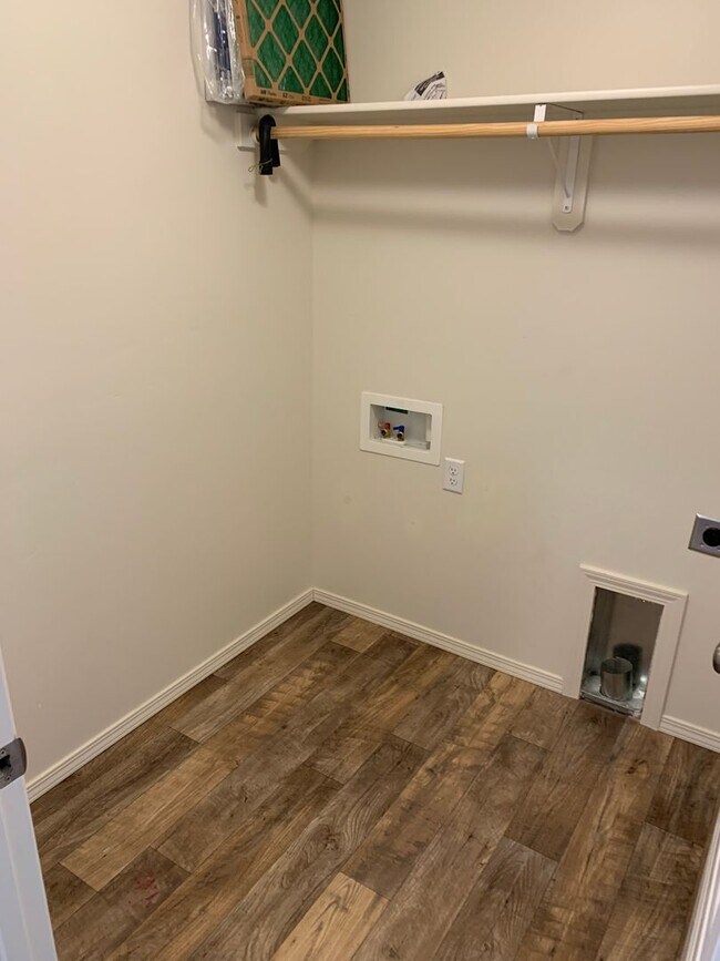 Building Photo - Newer single family home in Nampa!!!