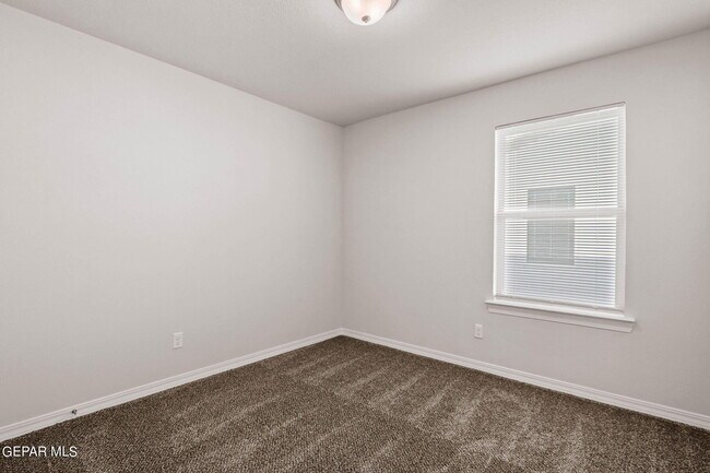 Building Photo - 14541 Faxon Yucca