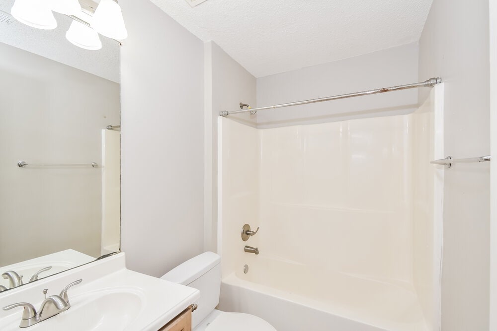 Building Photo - 9296 Brooks Dr
