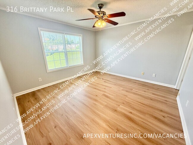 Building Photo - 316 Brittany Park Pl