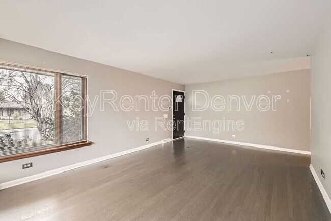 Building Photo - 8410 W 3rd Pl