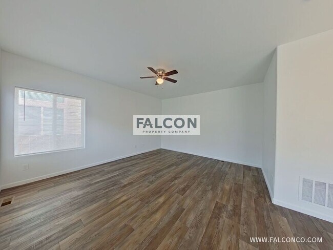 Building Photo - 10512 Castor Dr