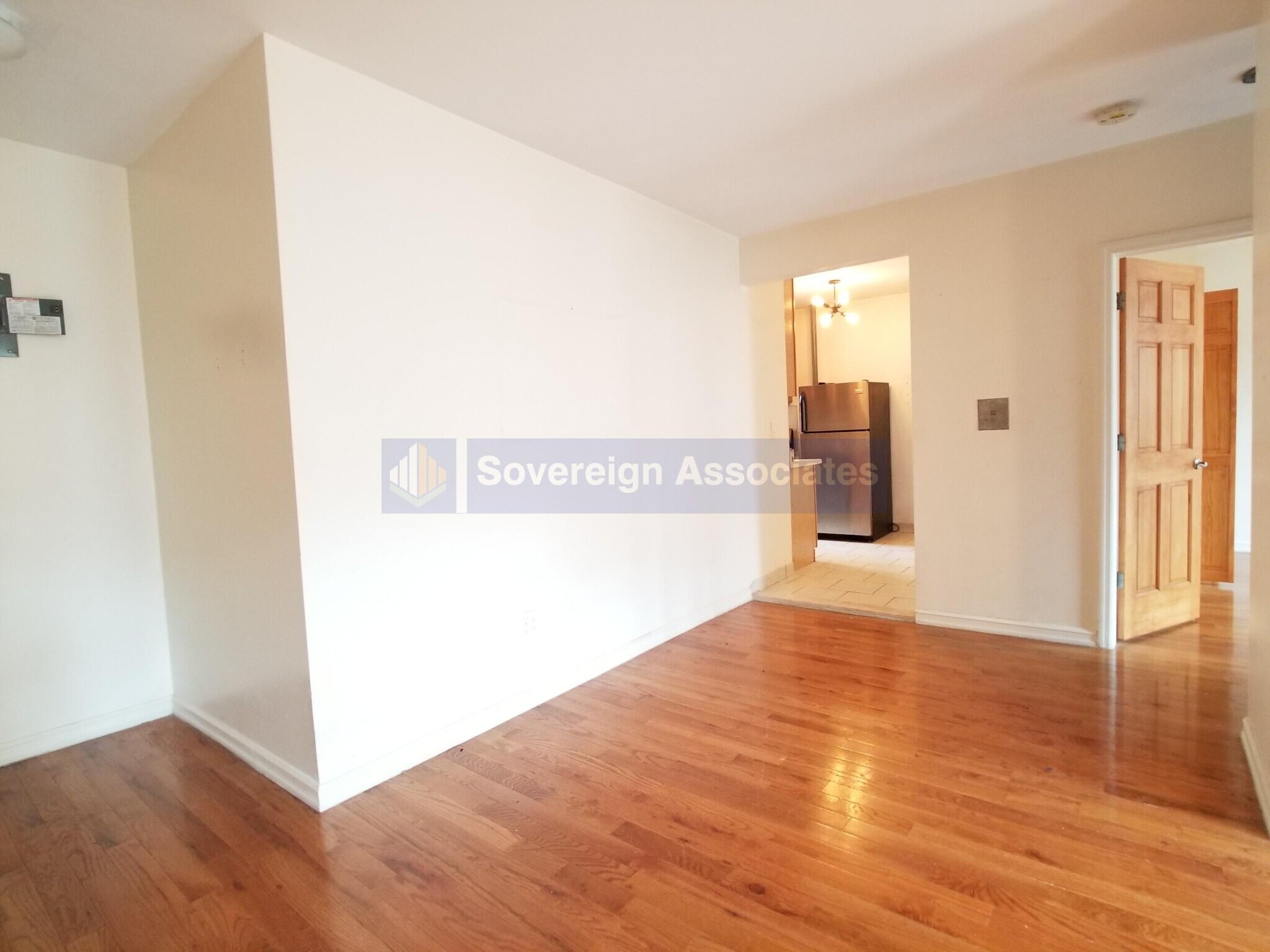 Building Photo - 707 W 171st St