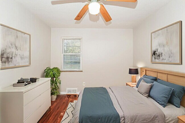 Building Photo - 20231 Crystal Ave