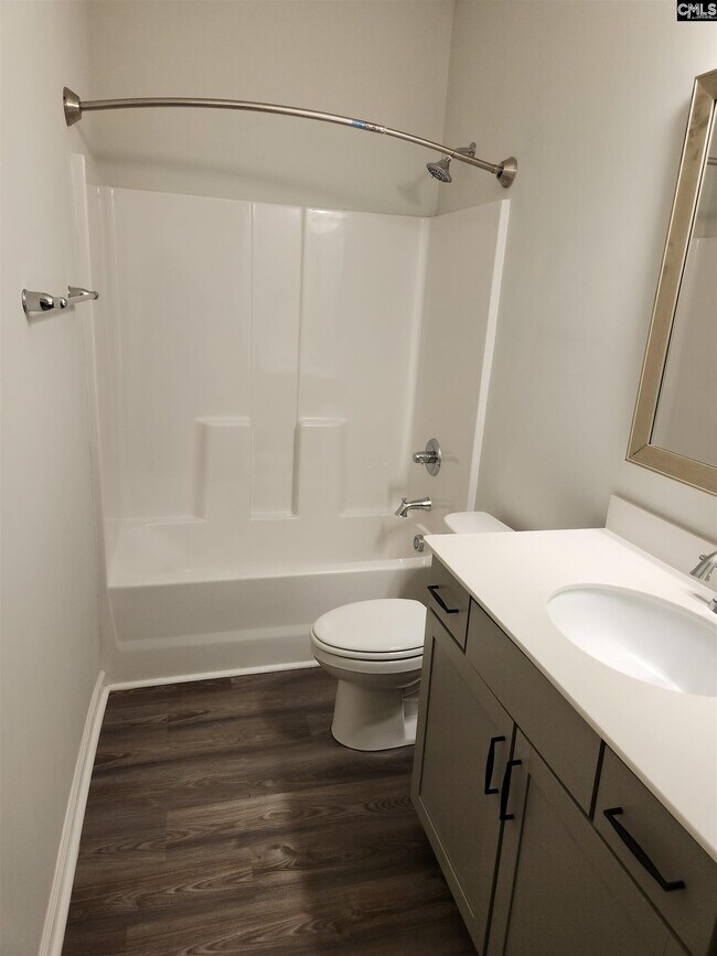 Building Photo - 1401 Ardennes Dr