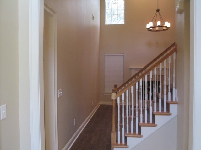 Building Photo - 714 Dove Creek Cir