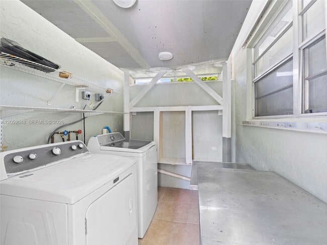 Building Photo - 1378 Osprey Ct