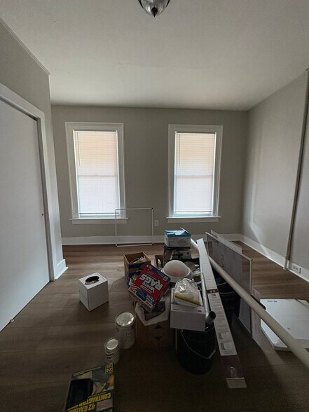 Building Photo - 497 Winthrop Ave