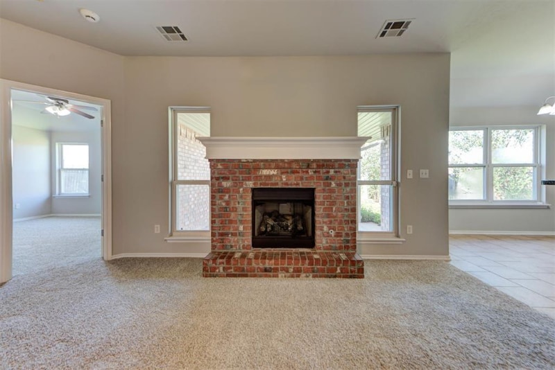 Building Photo - 4520 SE 79th St