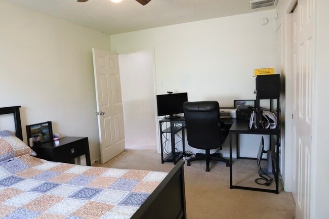 Building Photo - 3223 Autumn Bridge Ln