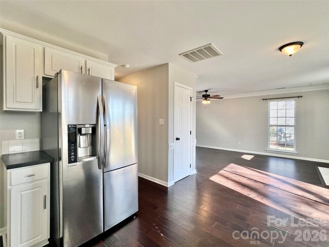 Building Photo - 4010 Suttle Pl