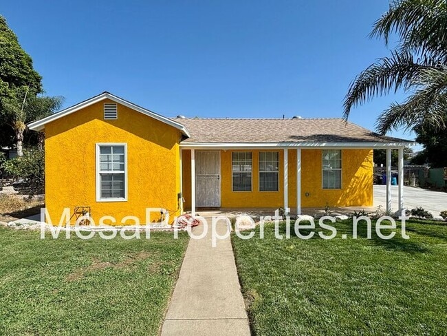 Primary Photo - 16059 Iris Dr