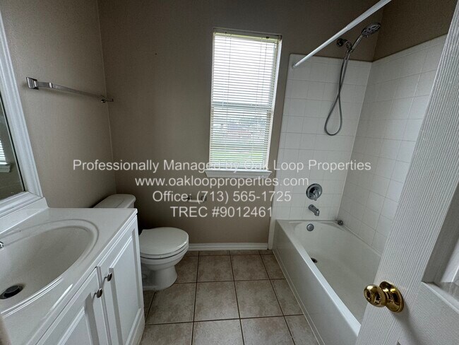 Building Photo - 16407 Thyme Green Ln