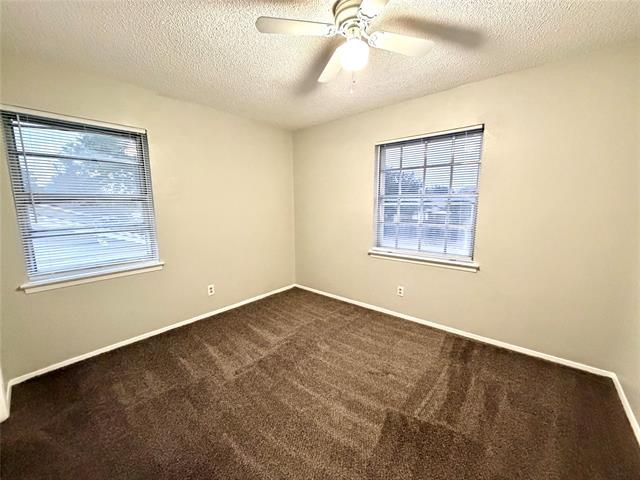 Building Photo - 2022 Mars Dr