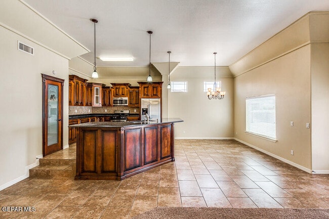 Building Photo - 3089 Coyote View Pl