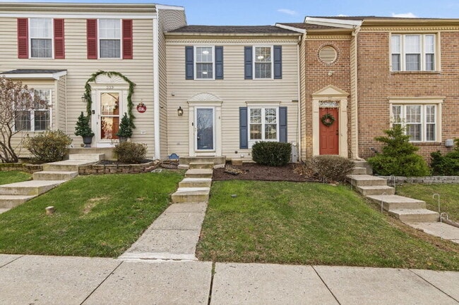 Primary Photo - 335 Fullerton Pl