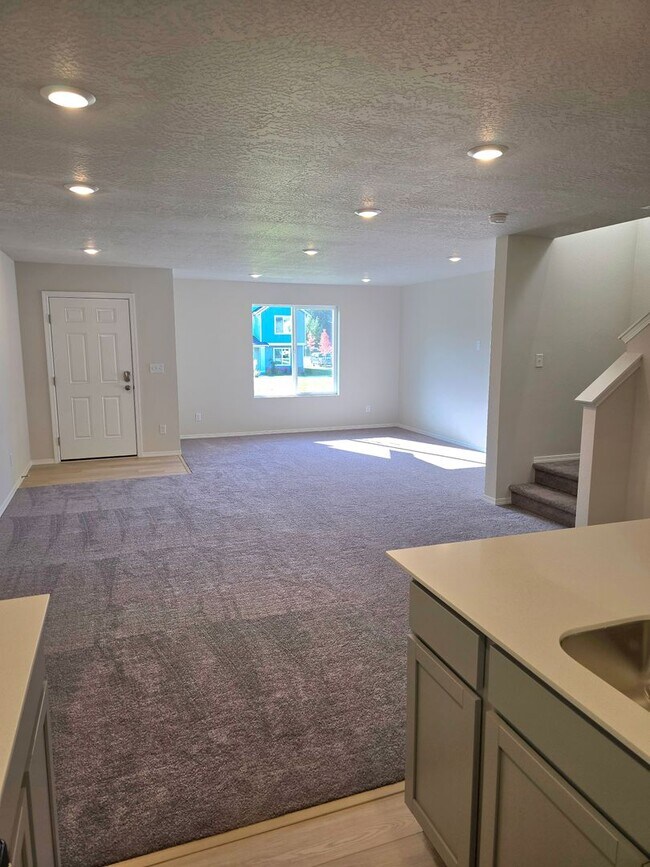 Building Photo - New 3 Bedroom, 2.5 Bath Townhome for Rent ...