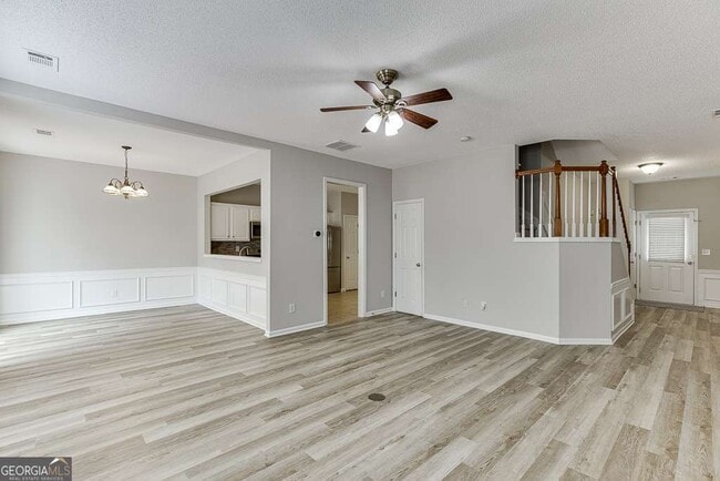 Building Photo - 2421 Elkhorn Ter