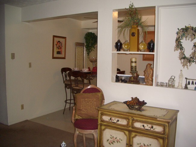 Building Photo - Wess Park Apartments