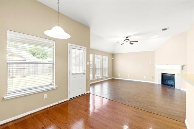 Building Photo - 4931 Harbor Glen Ln
