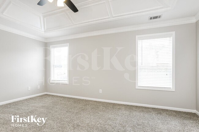 Building Photo - 117 Lenore Way