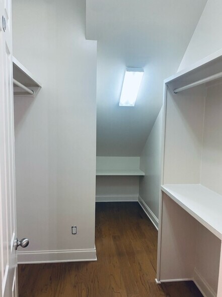 Building Photo - 108 Laguna Ln