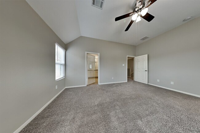 Building Photo - 16708 Foursquare Dr