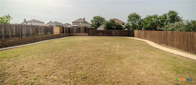 Building Photo - 206 Crowfoot Dr