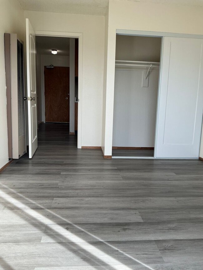 Interior Photo - 2230 Haste St