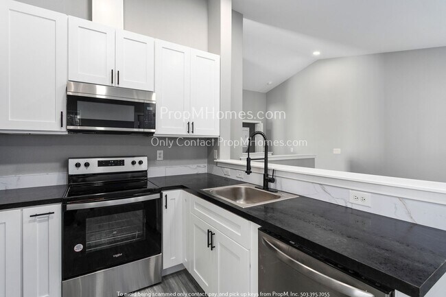 Building Photo - Updated One Bedroom in Happy Valley - Atta...