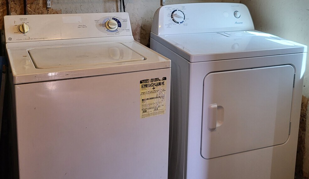 Private washer & dryer for you (not shared, not coin operated) - 2206 Lincoln Ave