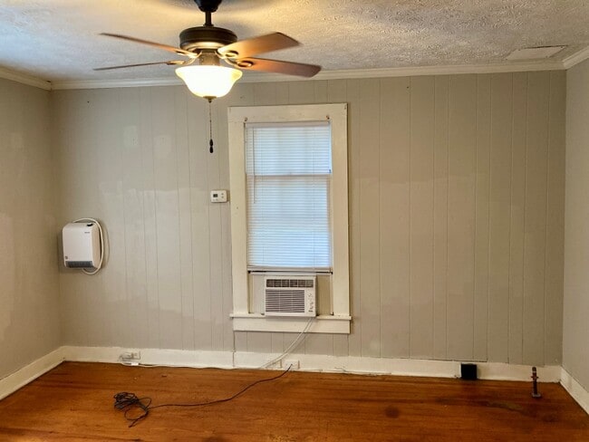 Building Photo - 427 Fairmont Ave