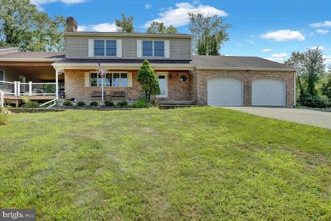 Building Photo - 20 Lehland Dr